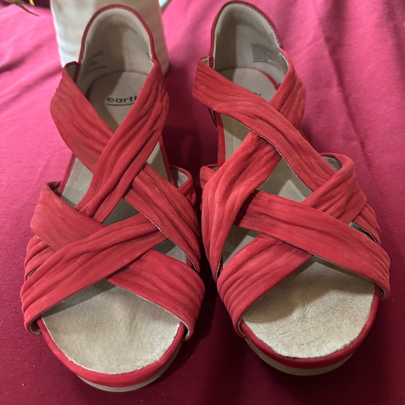 Earth sandals - Picture 1 of 5